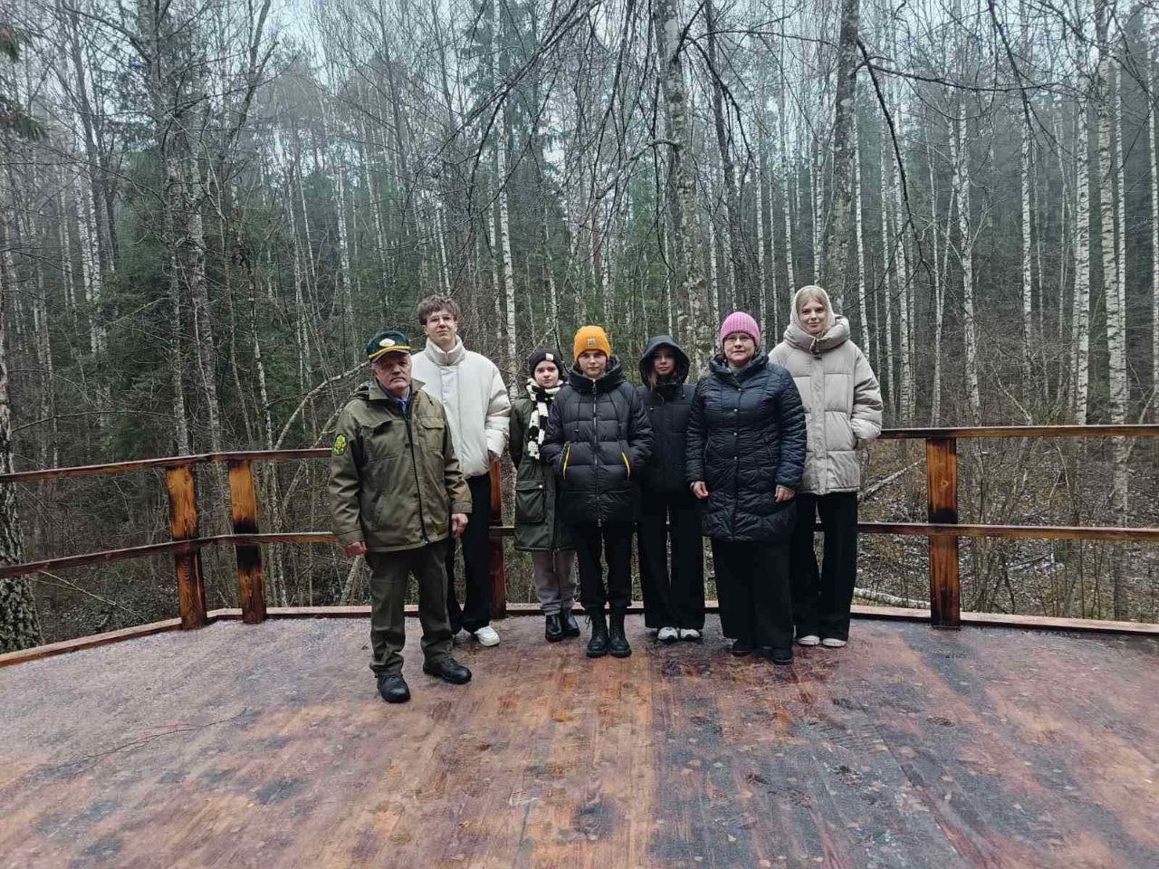 Экоприключение десятиклассников: Погружение в мир природы с Ушачским лесхозом.