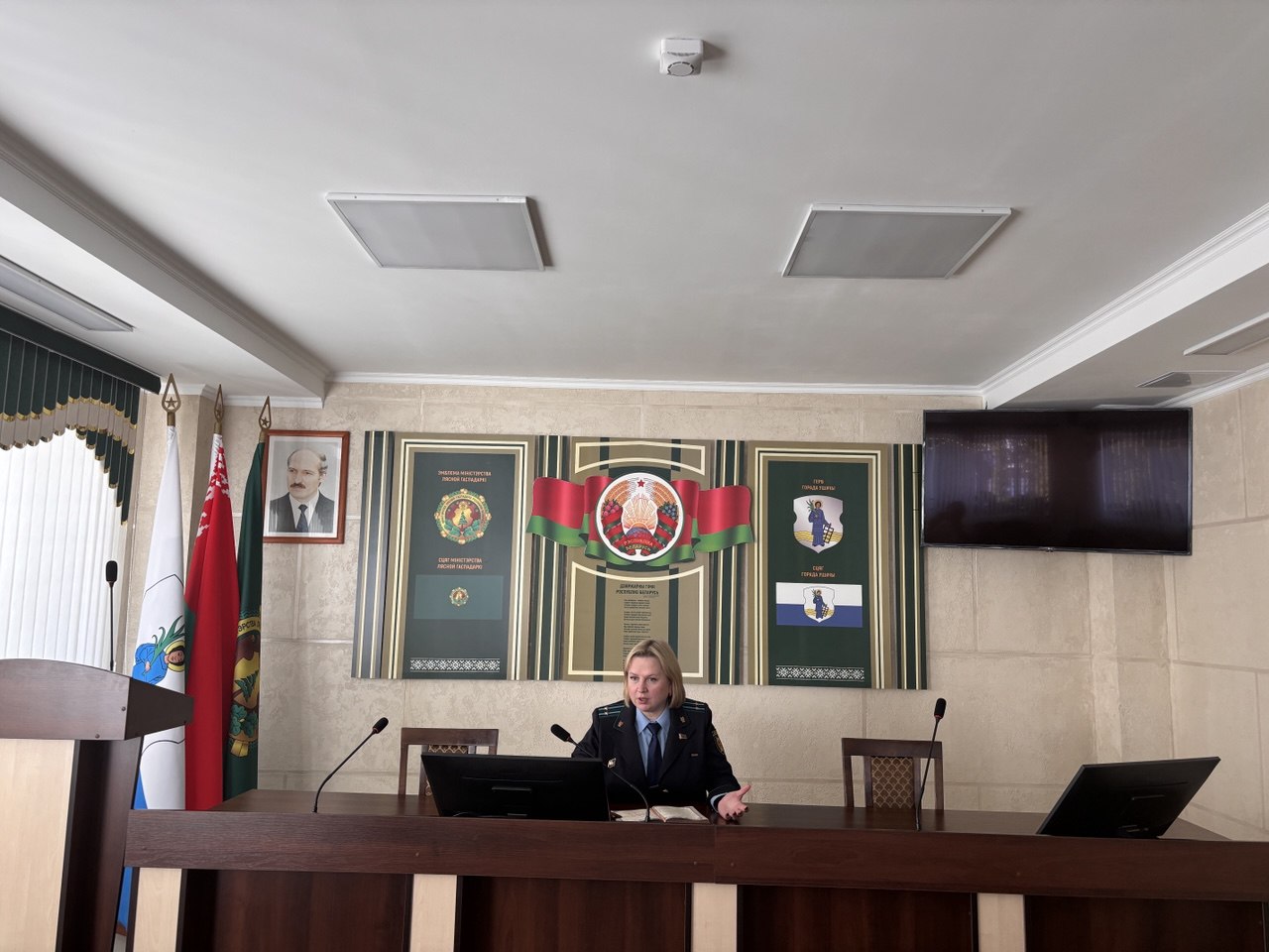 Встреча с профессионалом: прокурор района ответила на главные вопросы коллектива