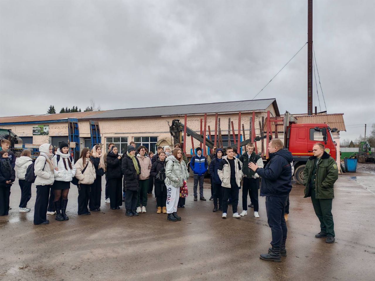 Не профессия выбирает человека, а человек выбирает профессию.